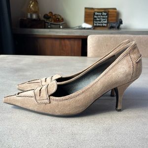 Prada Beige suede classic pump penny loafer style heels size EU 37 1/2 US 7.5